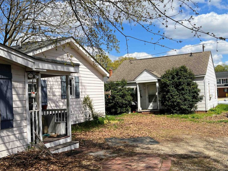 151 S Broad St, Angier, NC 27501