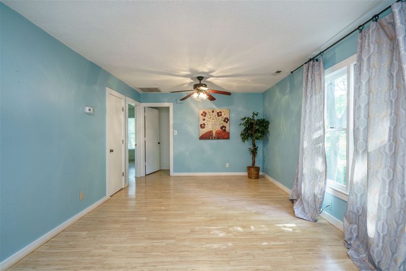 151 Carmichael Ct #B, Cary, NC 27511