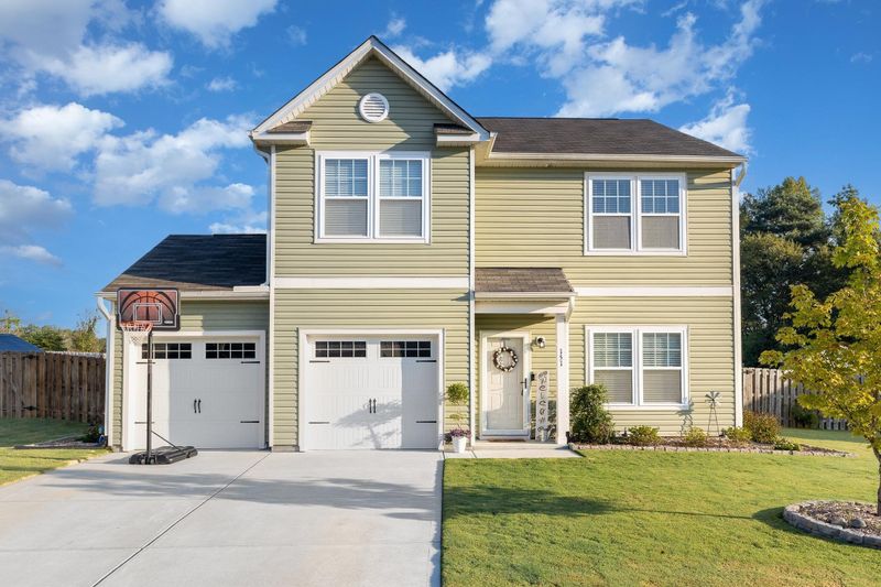 151 Norris Farm Dr, Angier, NC 27501