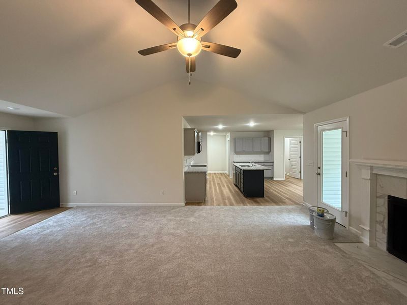151 Oakfield Trace Dr, Four Oaks, NC 27524