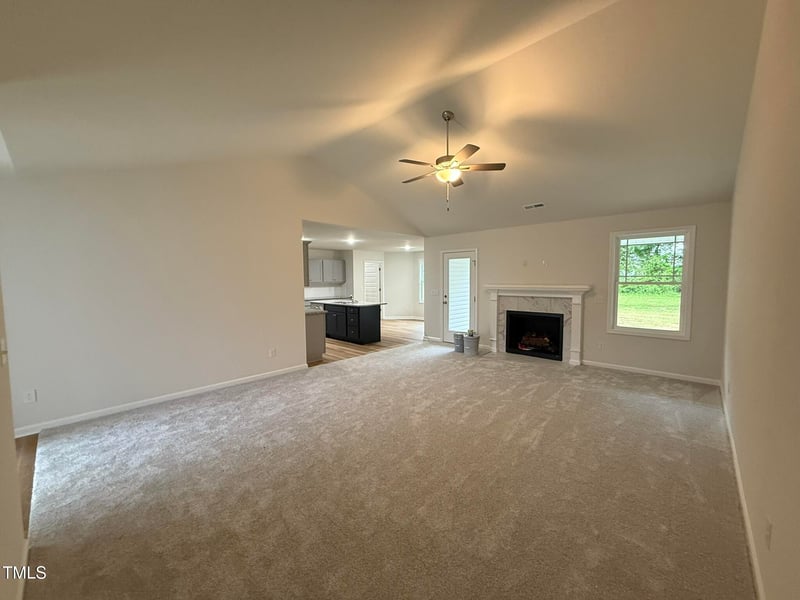 151 Oakfield Trace Dr, Four Oaks, NC 27524