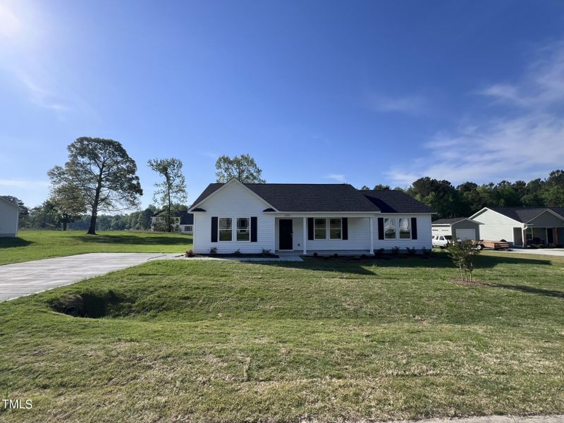 151 Perkins Ave, Selma, NC 27576