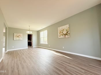 151 Stobhill Ln, Holly Springs, NC 27540