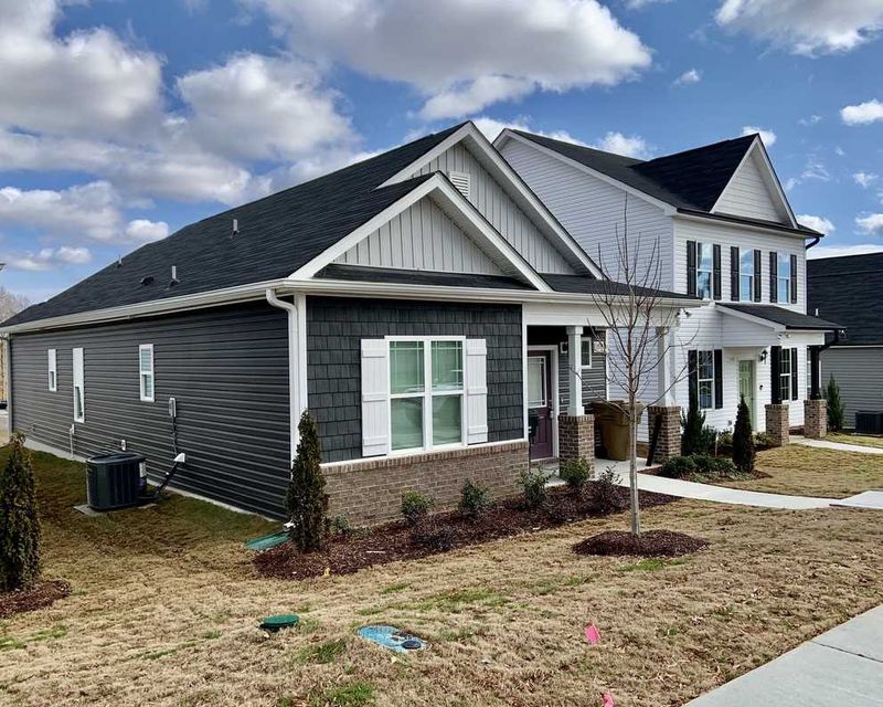 151 E Wilson St, Clayton, NC 27520