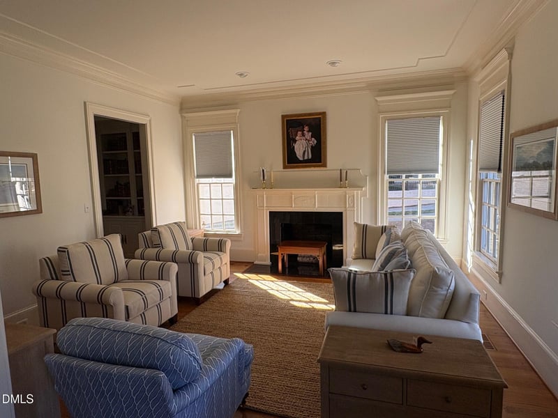 1510 Canterbury Rd, Raleigh, NC 27608