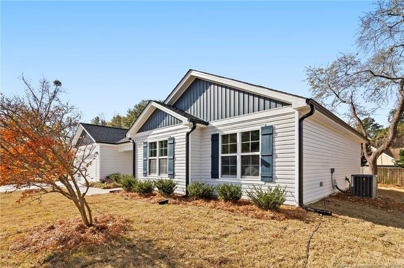 1510 Deal St, Fayetteville, NC 28306