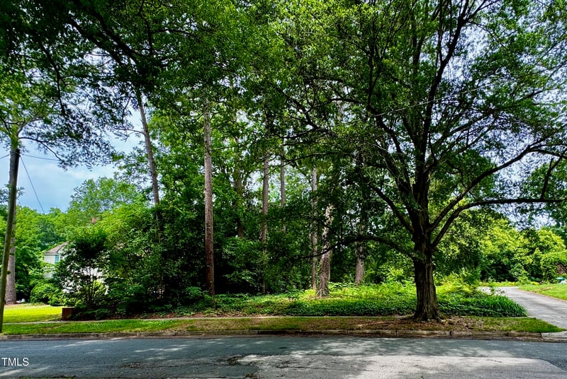 1510 Hermitage Ct, Durham, NC 27707
