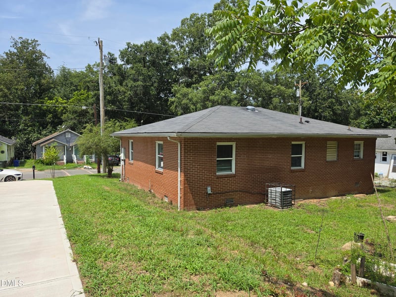 1510 N Hyde Park Ave, Durham, NC 27701
