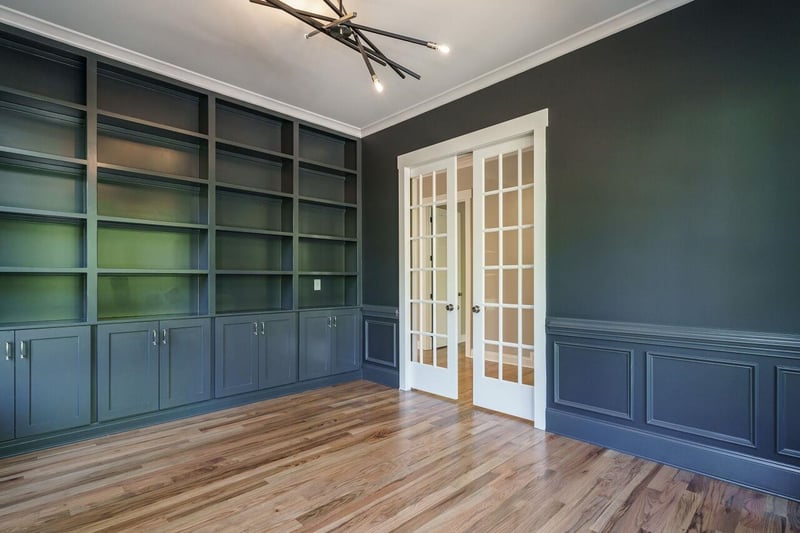 1511 Courtland Dr, Raleigh, NC 27604