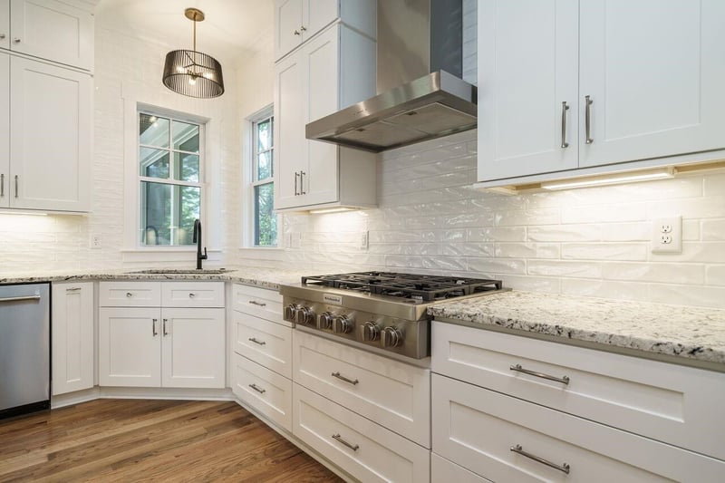1511 Courtland Dr, Raleigh, NC 27604