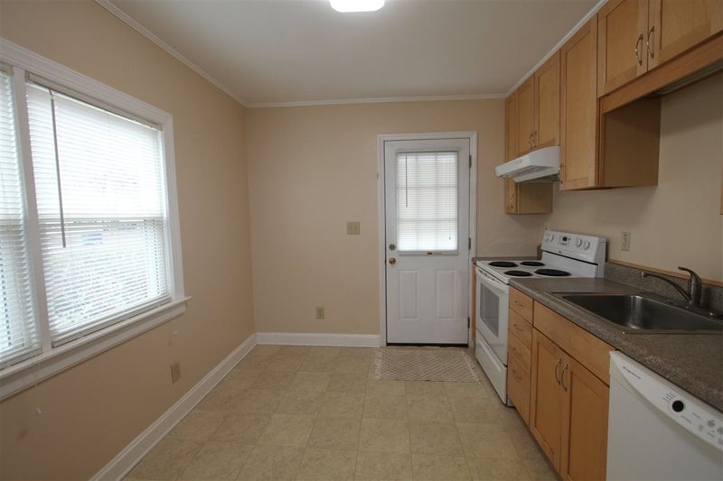 1511 Echo Rd, Durham, NC 27707