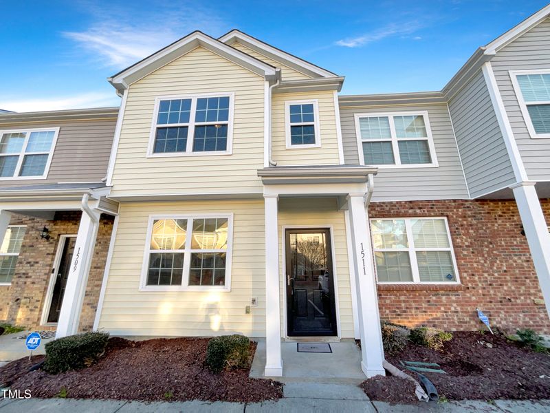 1511 Oxleymare Dr, Raleigh, NC 27610