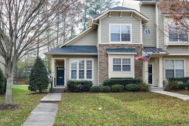 1511 Waterland Dr, Apex, NC 27502
