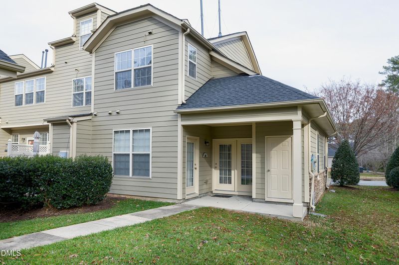 1511 Waterland Dr, Apex, NC 27502