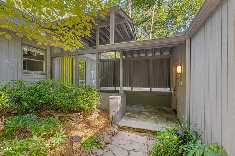 1512 Arboretum Dr, Chapel Hill, NC 27516