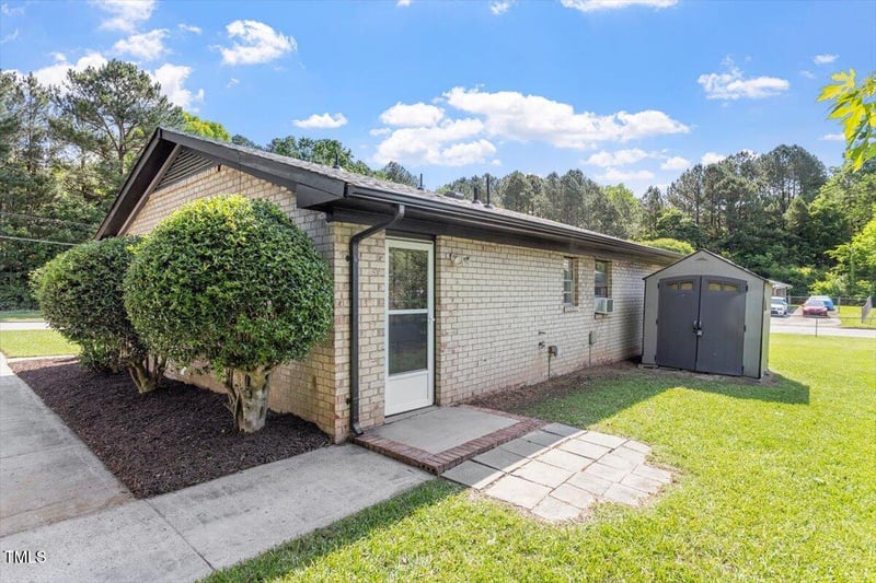 1512 Bacon St, Durham, NC 27701