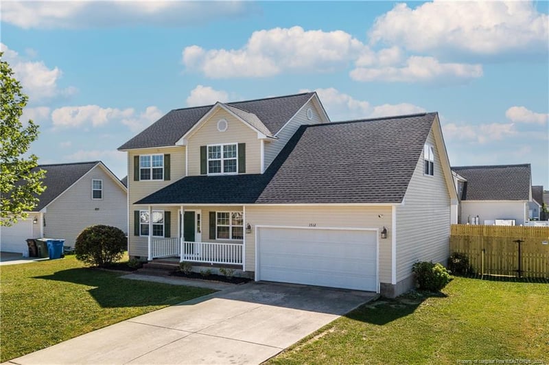 1512 Belews Creek Ln, Fayetteville, NC 28312