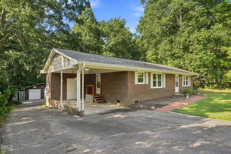 1512 Carroll Heights Rd, Zebulon, NC 27597