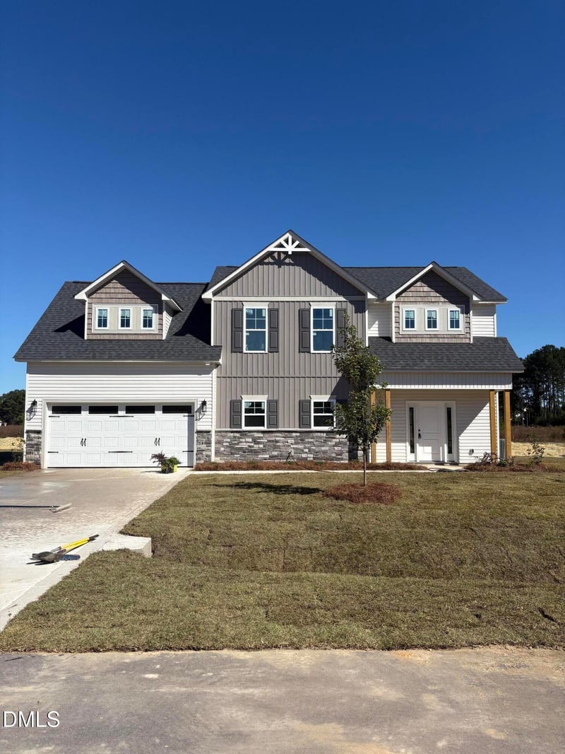 1512 Eastbay Dr, Fayetteville, NC 28312