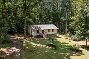 1512 Edwards Dr, Chapel Hill, NC 27516