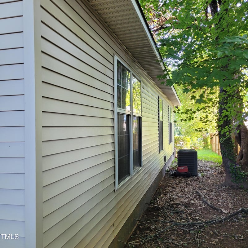 1512 Lane St, Raleigh, NC 27610