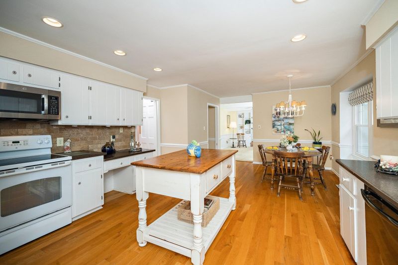 1512 Pony Run Rd, Raleigh, NC 27615