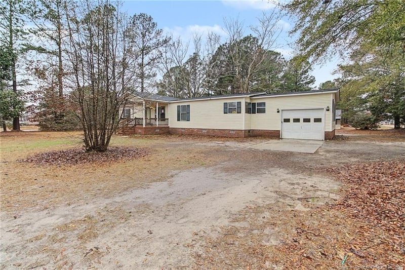 1512 Seabrook School Rd, Fayetteville, NC 28312