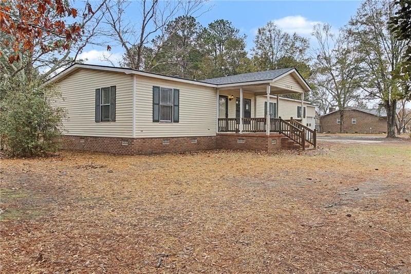 1512 Seabrook School Rd, Fayetteville, NC 28312
