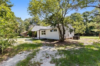 1512 Stansfield Dr, Fayetteville, NC 28303