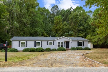 1512 Willow Downs Cir, Willow Springs, NC 27592