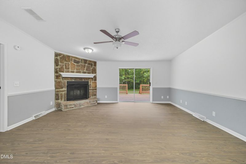 1512 Willow Downs Cir, Willow Springs, NC 27592