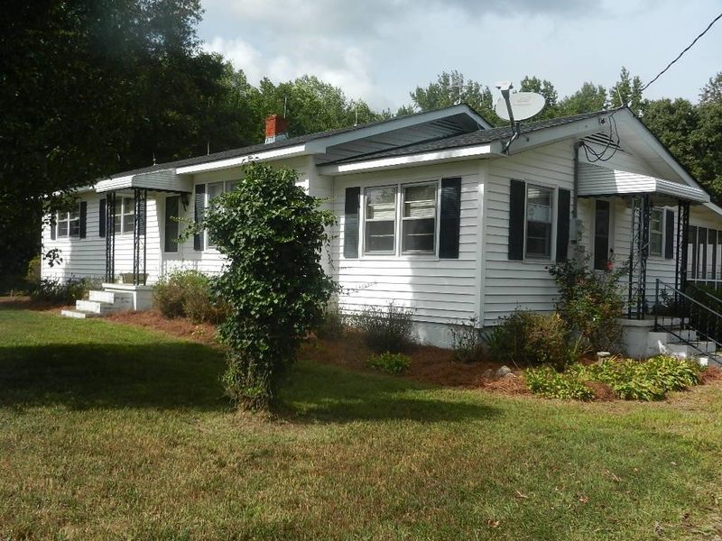 1513 Darius Pearce Rd, Youngsville, NC 27596