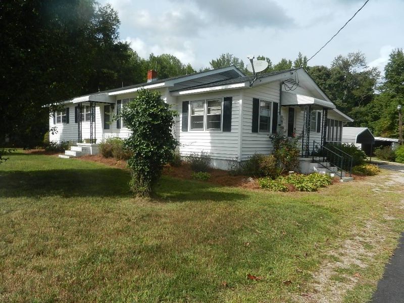 1513 Darius Pearce Rd, Youngsville, NC 27596