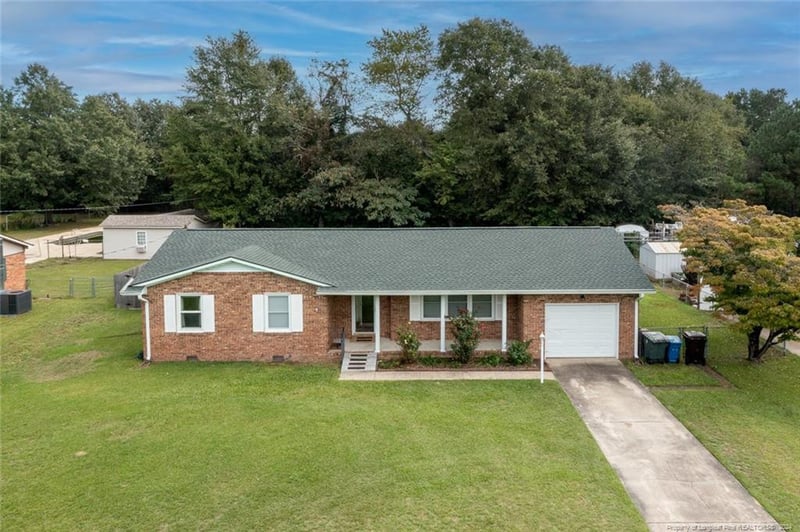 1513 Darvel Ave, Fayetteville, NC 28304