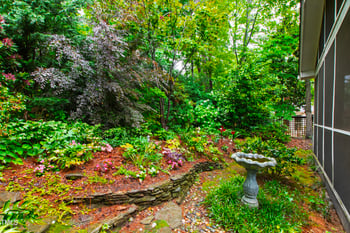 1513 Dellwood Dr, Raleigh, NC 27607