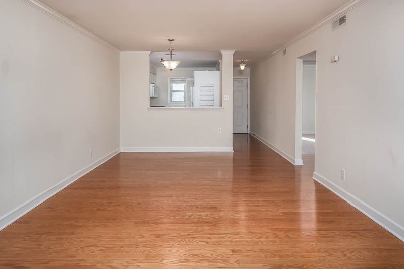 1513 E Franklin St #108-A, Chapel Hill, NC 27514