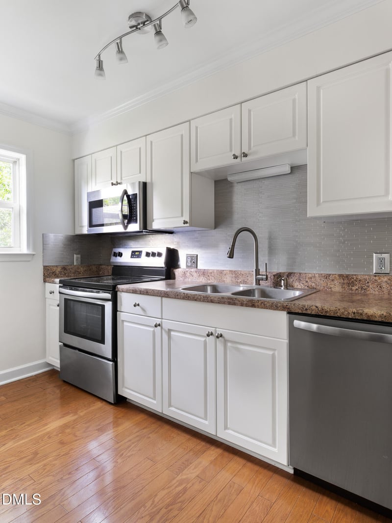 1513 Franklin St #114, Chapel Hill, NC 27514