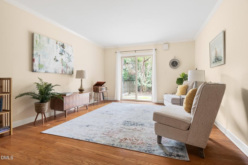 1513 Franklin St #Bldg F 123, Chapel Hill, NC 27514