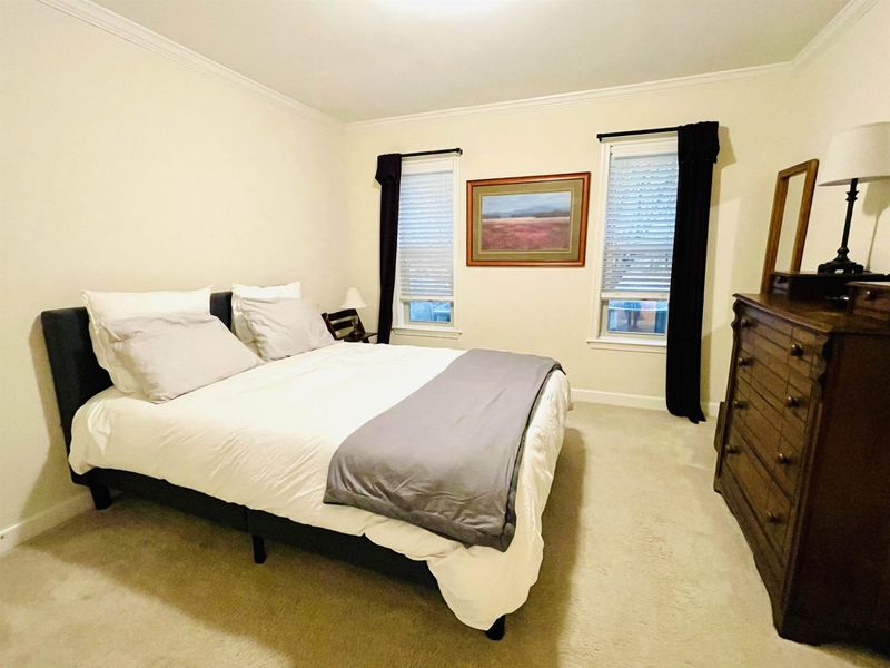 1513 E Franklin St #E-111, Chapel Hill, NC 27514