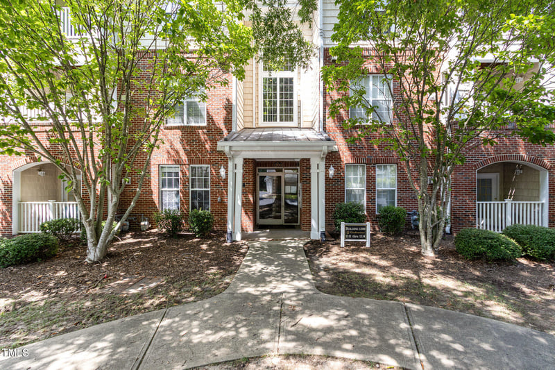 1513 Providence Glen Dr, Chapel Hill, NC 27514