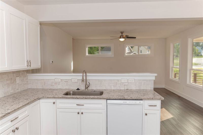 1513 Sassafras Hill St, Durham, NC 27712