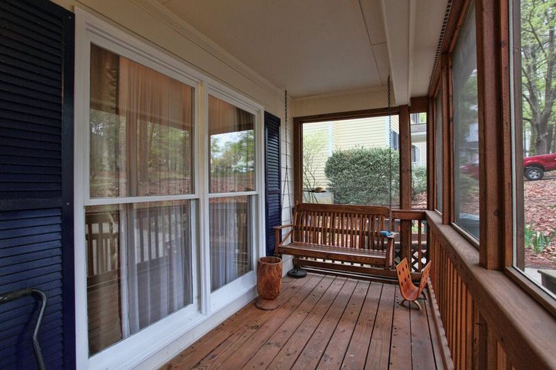 1513 Valley Rn, Durham, NC 27707