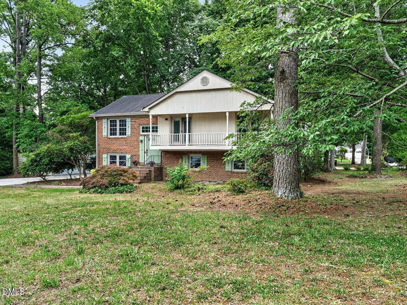 1514 Boxwood Ln, Apex, NC 27502