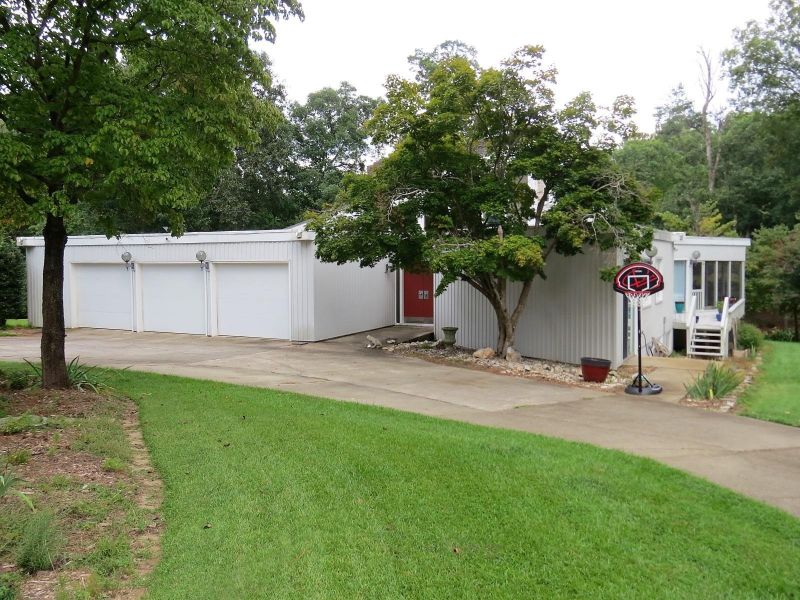 1514 Columbine Rd, Sanford, NC 27330