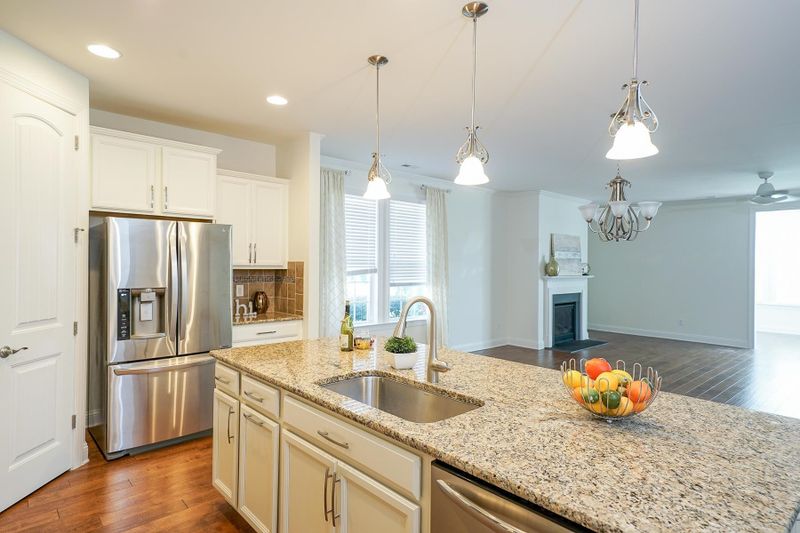 1515 Anthology Dr, Durham, NC 27703