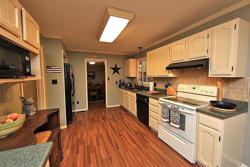 1515 Bramble Dr, Durham, NC 27712