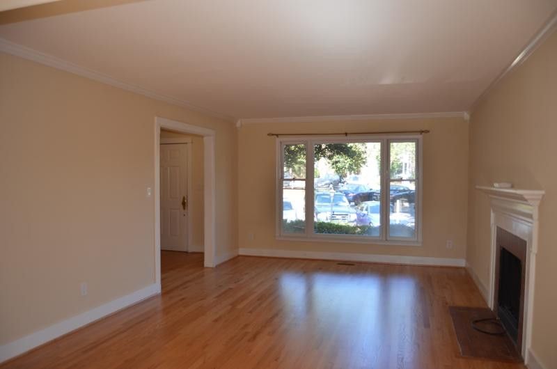 1515 E Franklin St #21, Chapel Hill, NC 27514