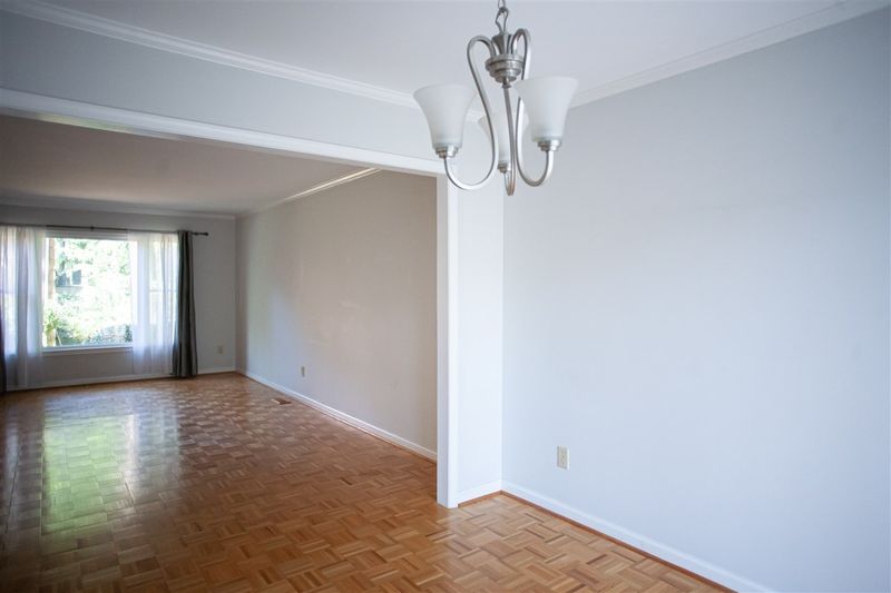 1515 E Franklin St #34, Chapel Hill, NC 27514