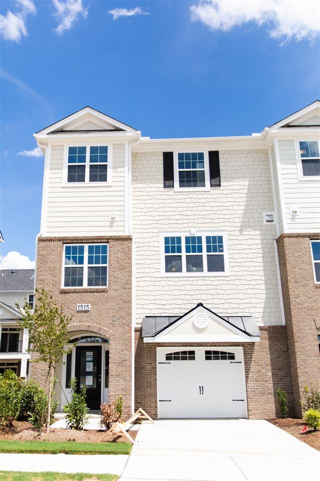 1515 Gathering Park Cir #5, Cary, NC 27519