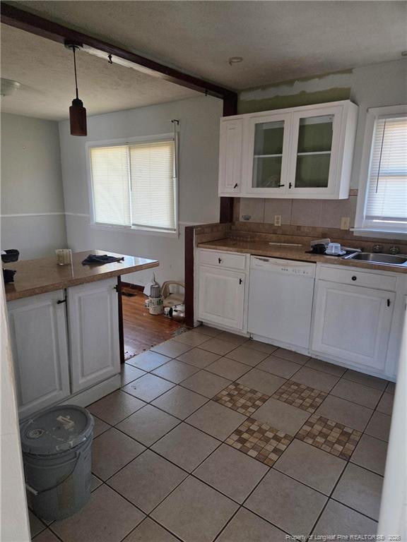 1515 Grandview Dr, Fayetteville, NC 28314